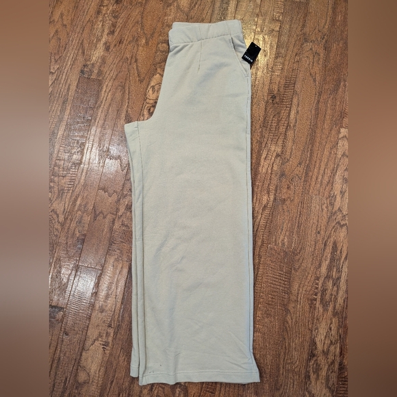 Torrid super soft Pull-On Wide Leg Fleece High Rise Pant size 2x NWT - Picture 4 of 10